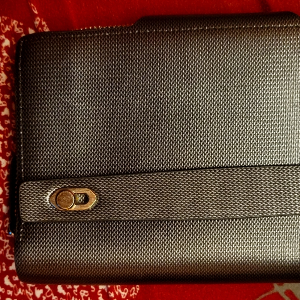 Giorgio Armani wallet organizer - Picture 2 of 5